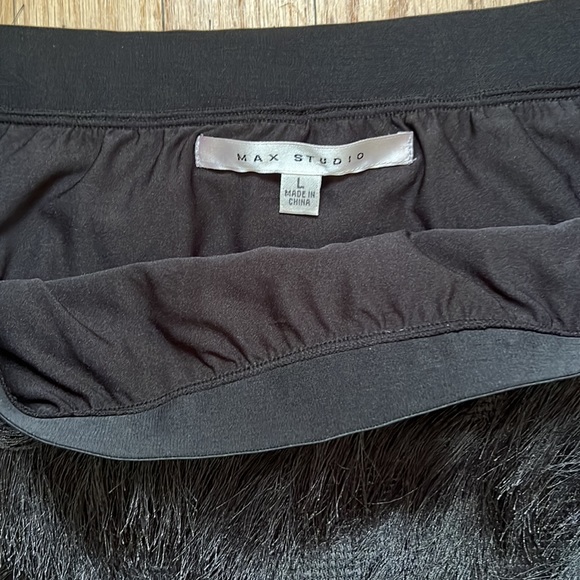 Max Studio Fringe skirt women’s large - Picture 3 of 5